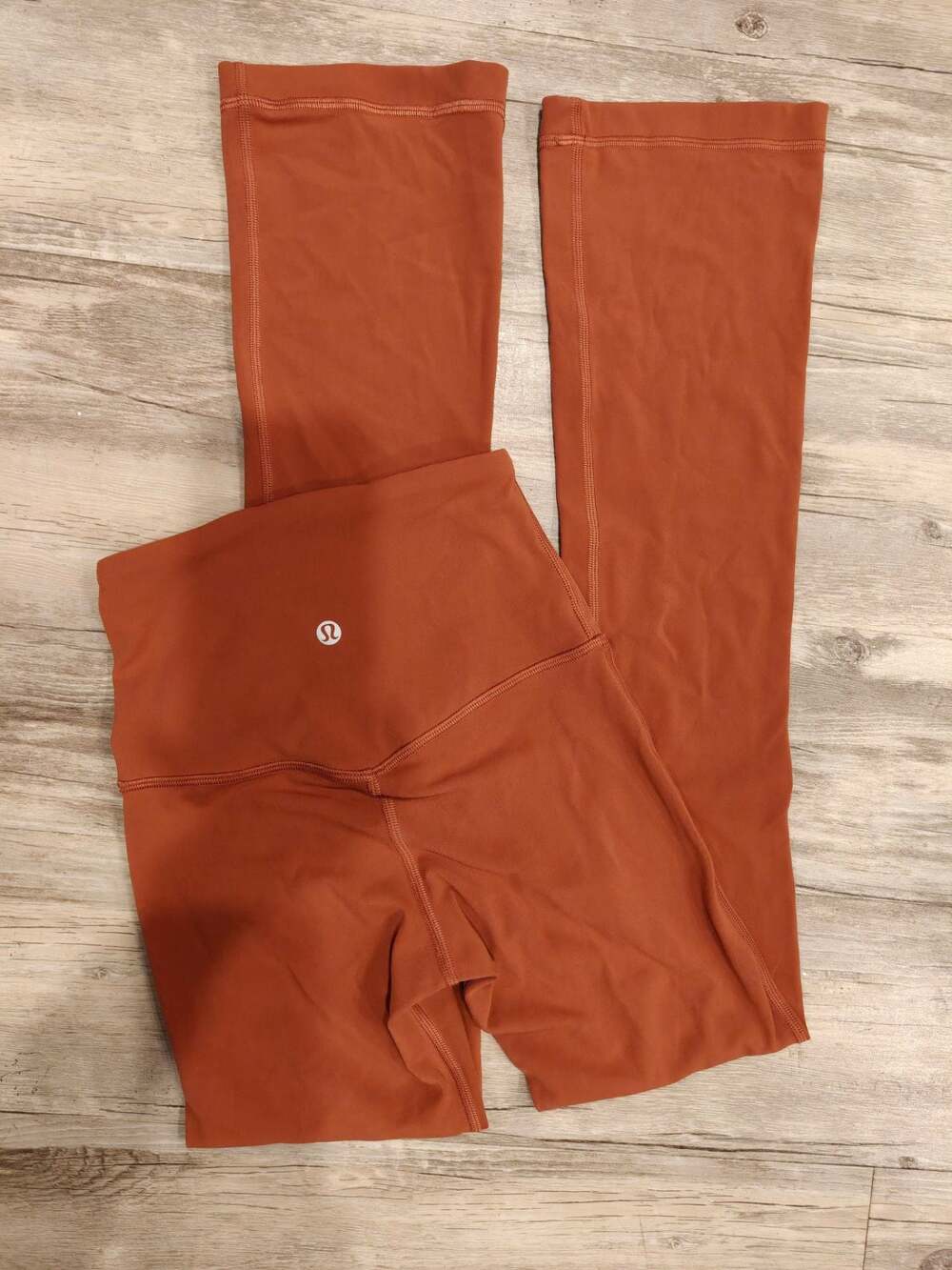 Lululemon Align High-Rise Mini-Flared Pant size 0 great condition Sable color